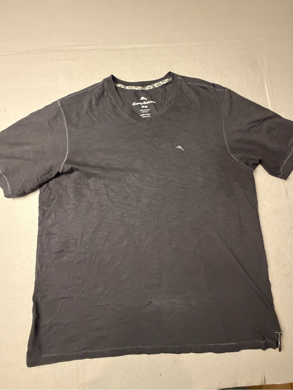 Tommy Bahama Black Short Sleeve V-Neck Tee M